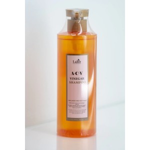 Шампунь с яблочным уксусом для блеска волос Lador ACV Vinegar Shampoo 430 мл.